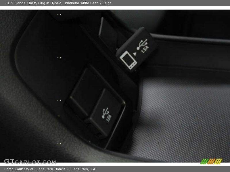 Platinum White Pearl / Beige 2019 Honda Clarity Plug In Hybrid