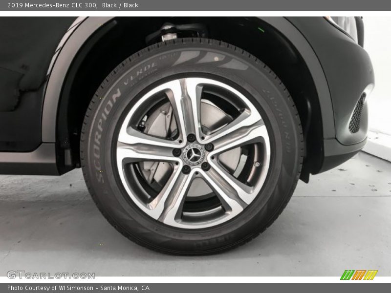 Black / Black 2019 Mercedes-Benz GLC 300