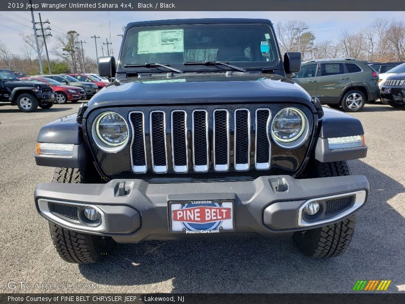 Black / Black 2019 Jeep Wrangler Unlimited Sahara 4x4