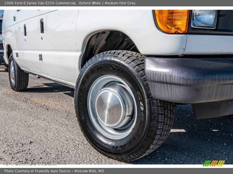 Oxford White / Medium Flint Grey 2006 Ford E Series Van E350 Commercial