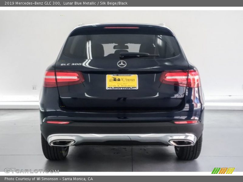 Lunar Blue Metallic / Silk Beige/Black 2019 Mercedes-Benz GLC 300