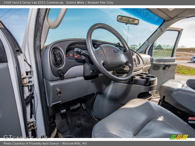 Oxford White / Medium Flint Grey 2006 Ford E Series Van E350 Commercial