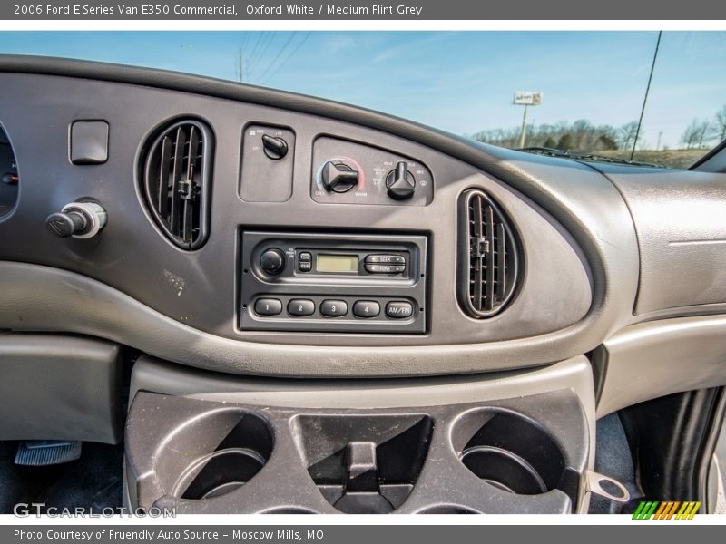Oxford White / Medium Flint Grey 2006 Ford E Series Van E350 Commercial