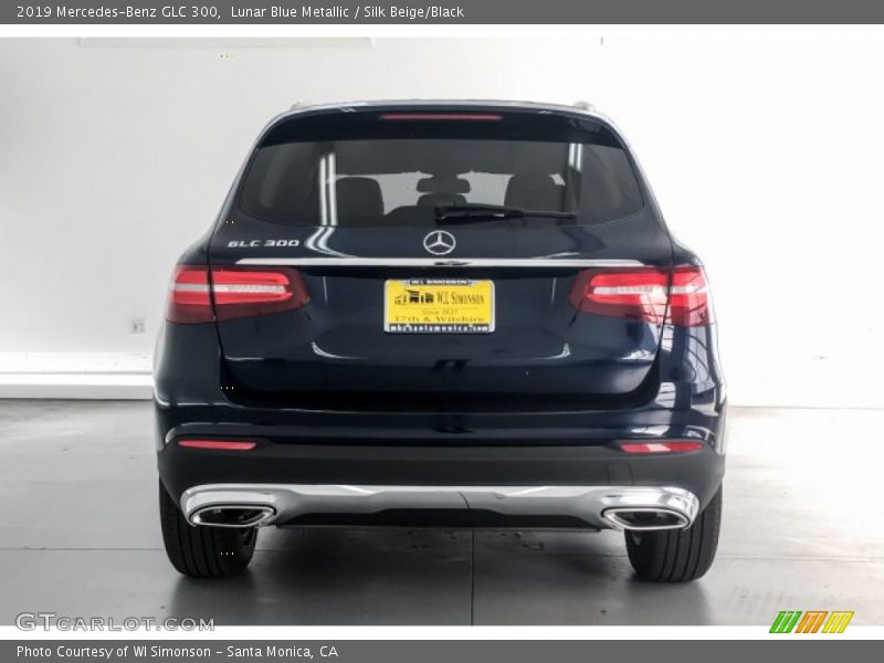 Lunar Blue Metallic / Silk Beige/Black 2019 Mercedes-Benz GLC 300