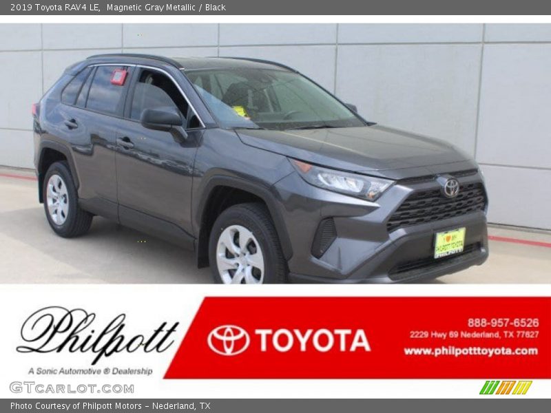 Magnetic Gray Metallic / Black 2019 Toyota RAV4 LE