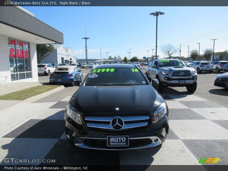 Night Black / Black 2016 Mercedes-Benz GLA 250