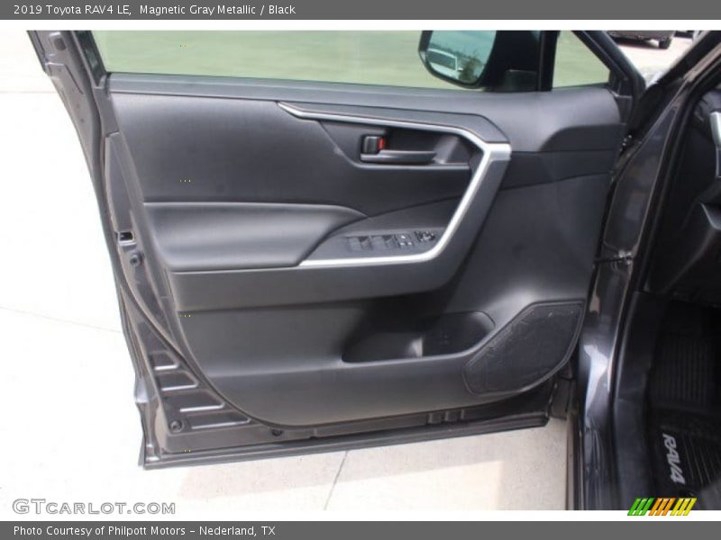 Magnetic Gray Metallic / Black 2019 Toyota RAV4 LE