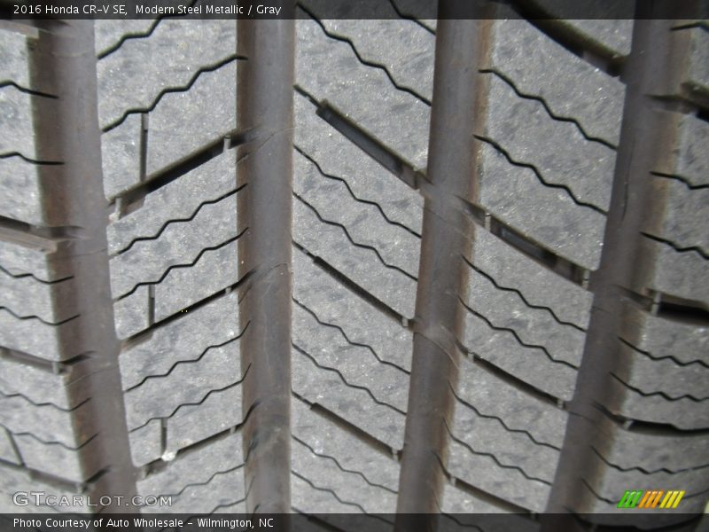 Modern Steel Metallic / Gray 2016 Honda CR-V SE