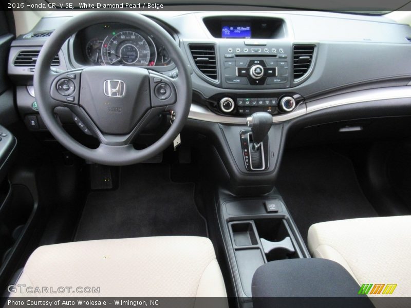 White Diamond Pearl / Beige 2016 Honda CR-V SE