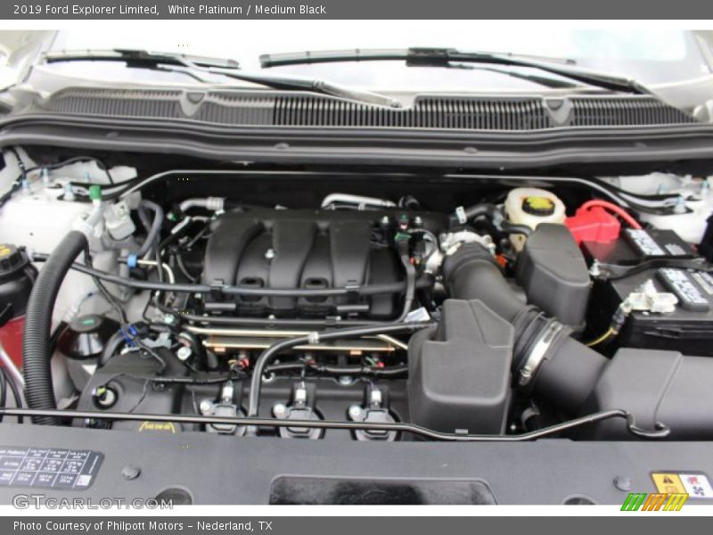 White Platinum / Medium Black 2019 Ford Explorer Limited