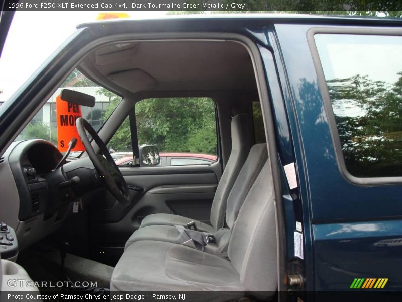 Dark Tourmaline Green Metallic / Grey 1996 Ford F250 XLT Extended Cab 4x4