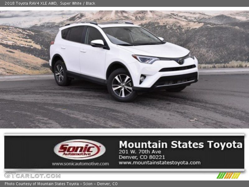Super White / Black 2018 Toyota RAV4 XLE AWD
