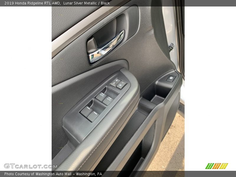 Lunar Silver Metallic / Black 2019 Honda Ridgeline RTL AWD