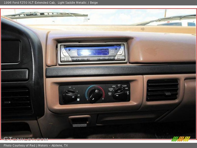 Light Saddle Metallic / Beige 1996 Ford F250 XLT Extended Cab