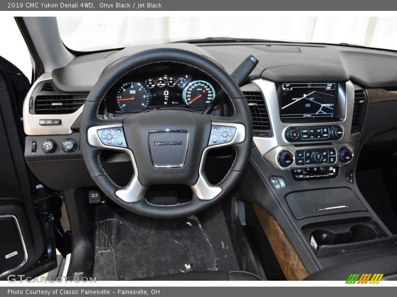 Onyx Black / Jet Black 2019 GMC Yukon Denali 4WD