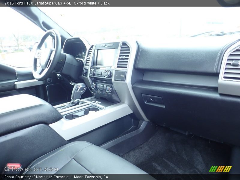 Oxford White / Black 2015 Ford F150 Lariat SuperCab 4x4