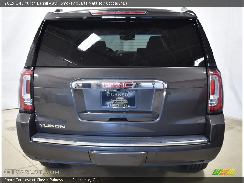 Smokey Quartz Metallic / Cocoa/Shale 2019 GMC Yukon Denali 4WD