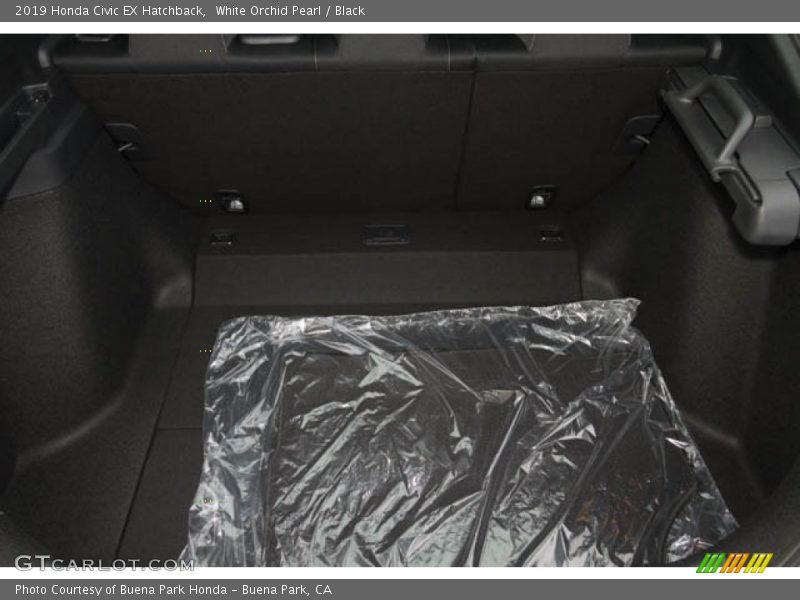 White Orchid Pearl / Black 2019 Honda Civic EX Hatchback