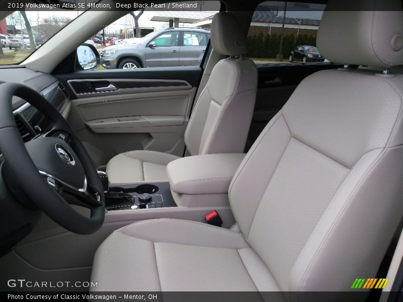Deep Black Pearl / Shetland 2019 Volkswagen Atlas SE 4Motion