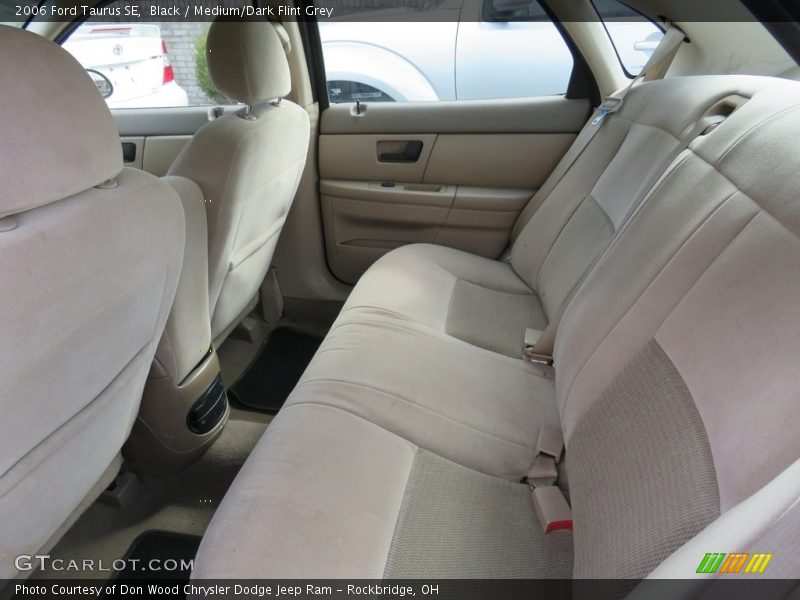 Black / Medium/Dark Flint Grey 2006 Ford Taurus SE