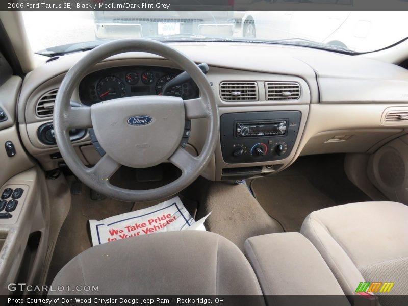 Black / Medium/Dark Flint Grey 2006 Ford Taurus SE
