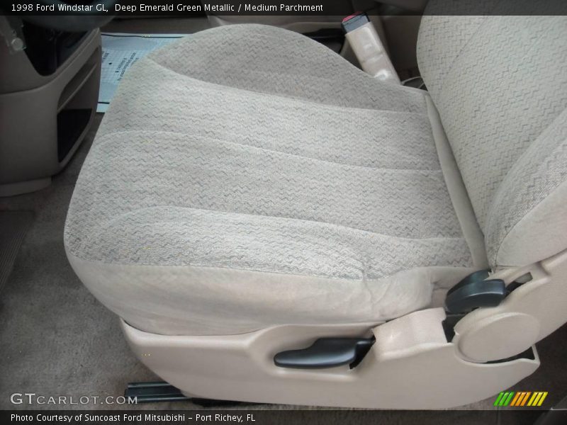 Deep Emerald Green Metallic / Medium Parchment 1998 Ford Windstar GL
