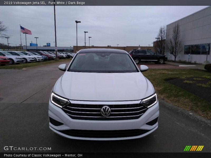 Pure White / Dark Beige 2019 Volkswagen Jetta SEL