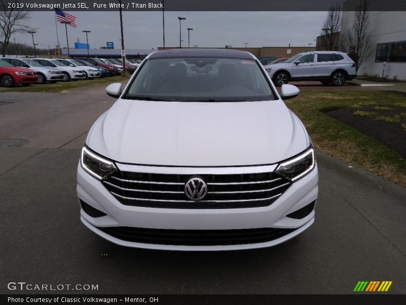 Pure White / Titan Black 2019 Volkswagen Jetta SEL
