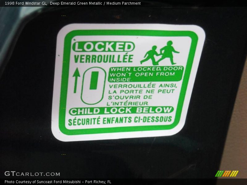 Deep Emerald Green Metallic / Medium Parchment 1998 Ford Windstar GL