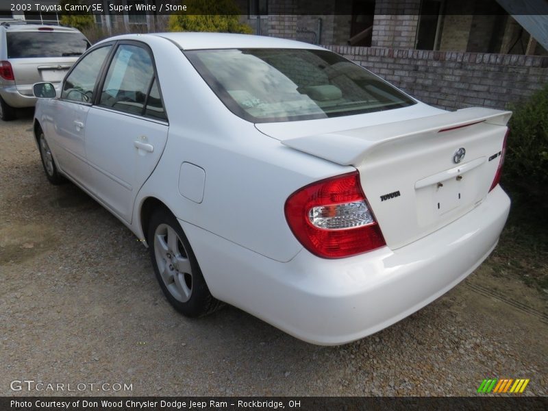 Super White / Stone 2003 Toyota Camry SE