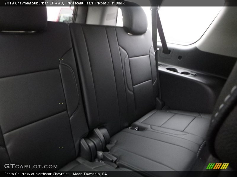 Iridescent Pearl Tricoat / Jet Black 2019 Chevrolet Suburban LT 4WD