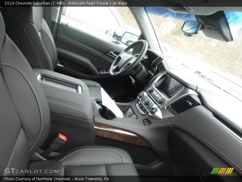 Iridescent Pearl Tricoat / Jet Black 2019 Chevrolet Suburban LT 4WD