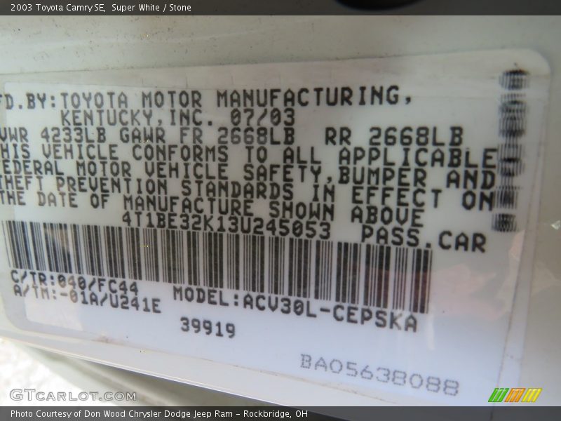 Super White / Stone 2003 Toyota Camry SE