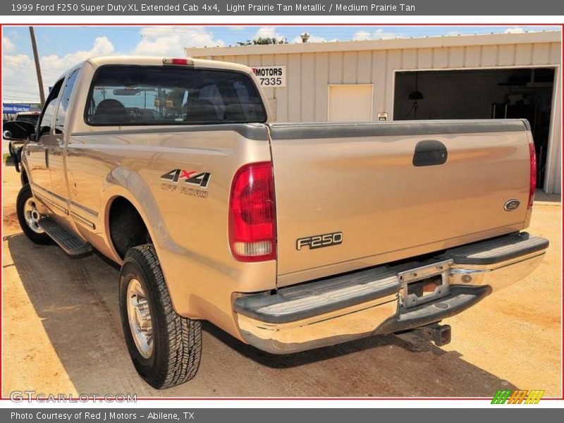 Light Prairie Tan Metallic / Medium Prairie Tan 1999 Ford F250 Super Duty XL Extended Cab 4x4