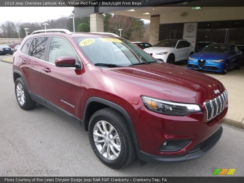Velvet Red Pearl / Black/Light Frost Beige 2019 Jeep Cherokee Latitude 4x4