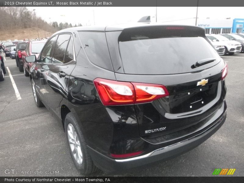 Mosaic Black Metallic / Jet Black 2019 Chevrolet Equinox LT