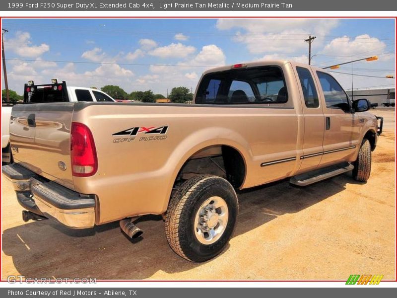 Light Prairie Tan Metallic / Medium Prairie Tan 1999 Ford F250 Super Duty XL Extended Cab 4x4