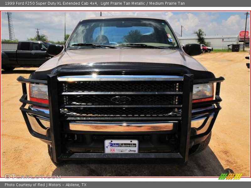 Light Prairie Tan Metallic / Medium Prairie Tan 1999 Ford F250 Super Duty XL Extended Cab 4x4