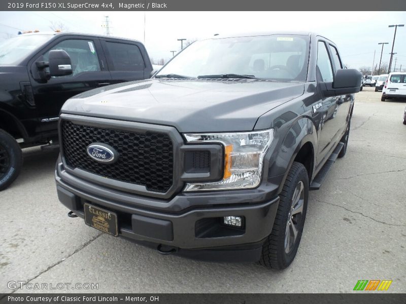 Magnetic / Black 2019 Ford F150 XL SuperCrew 4x4