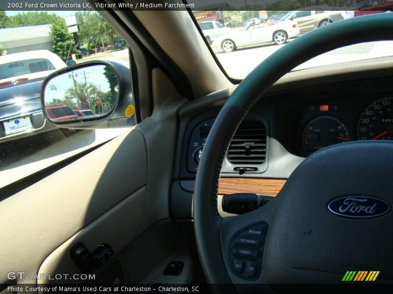 Vibrant White / Medium Parchment 2002 Ford Crown Victoria LX