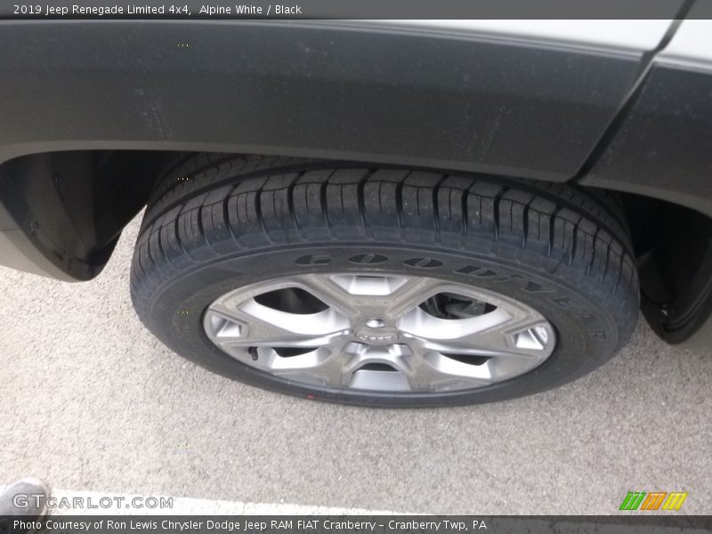 Alpine White / Black 2019 Jeep Renegade Limited 4x4