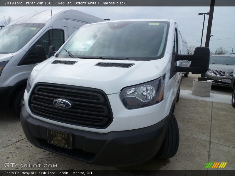 Oxford White / Charcoal black 2019 Ford Transit Van 150 LR Regular