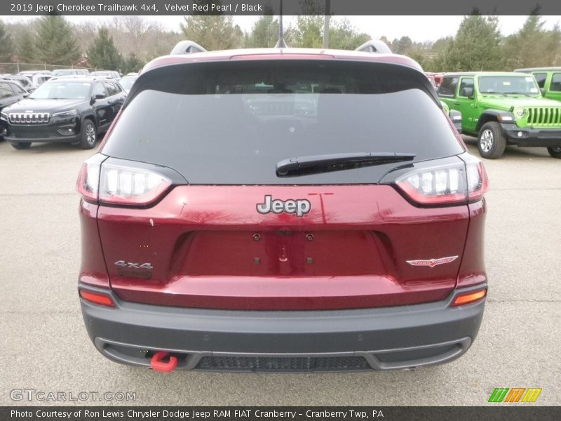 Velvet Red Pearl / Black 2019 Jeep Cherokee Trailhawk 4x4