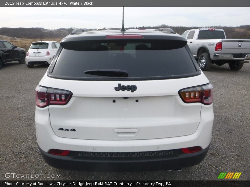 White / Black 2019 Jeep Compass Latitude 4x4