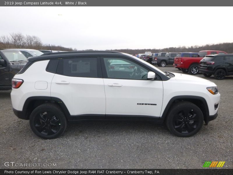 White / Black 2019 Jeep Compass Latitude 4x4