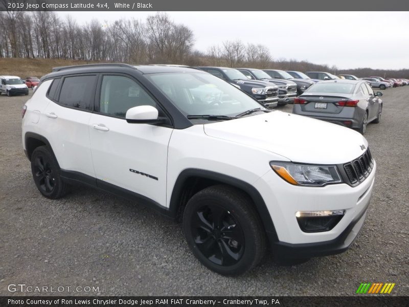 White / Black 2019 Jeep Compass Latitude 4x4