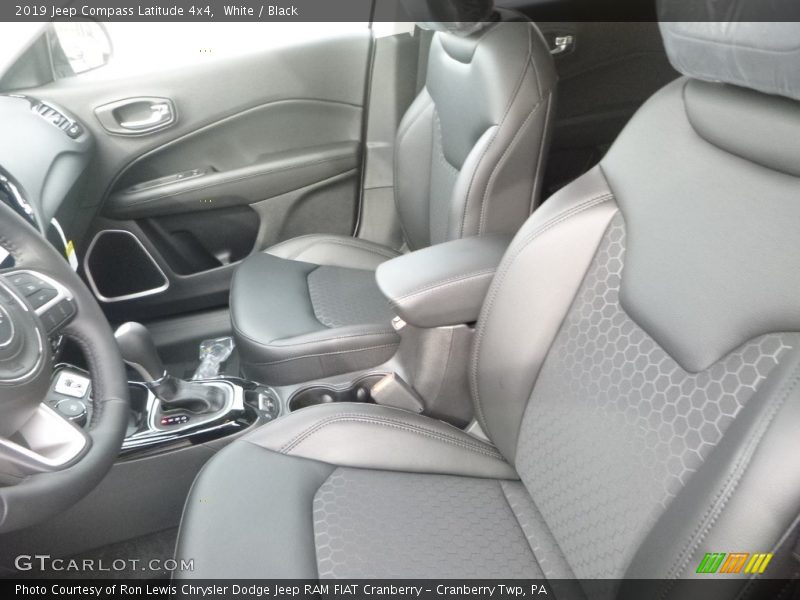White / Black 2019 Jeep Compass Latitude 4x4