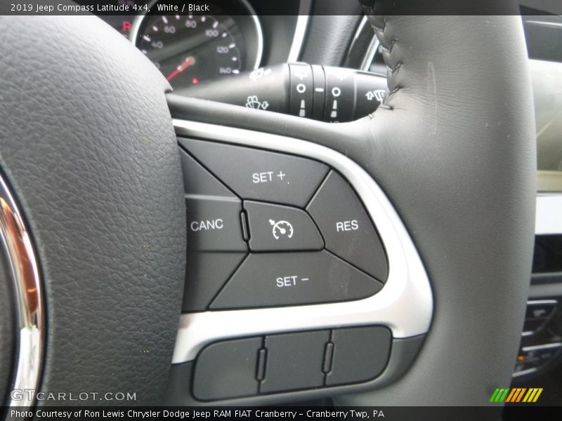 White / Black 2019 Jeep Compass Latitude 4x4