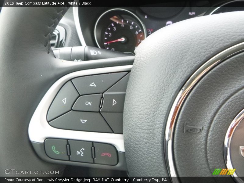White / Black 2019 Jeep Compass Latitude 4x4
