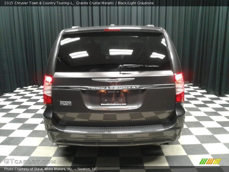 Granite Crystal Metallic / Black/Light Graystone 2015 Chrysler Town & Country Touring-L
